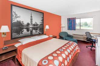 Hotel Super 8 Washington Peoria Are photo 4