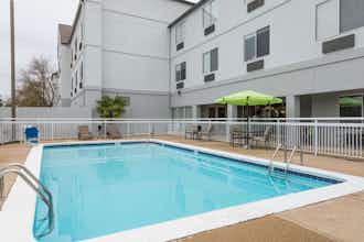 Hotel Wingate Shreveport Arprt photo 1
