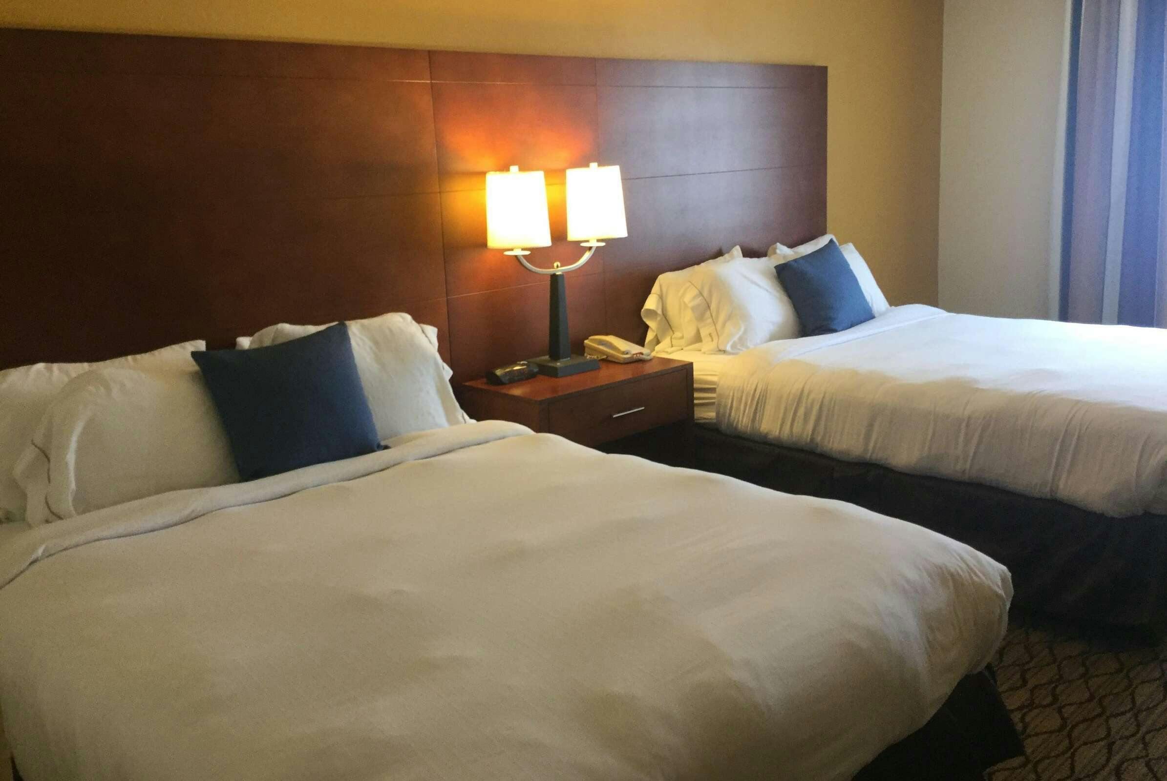 Hotel Baymont Mishawaka photo 2