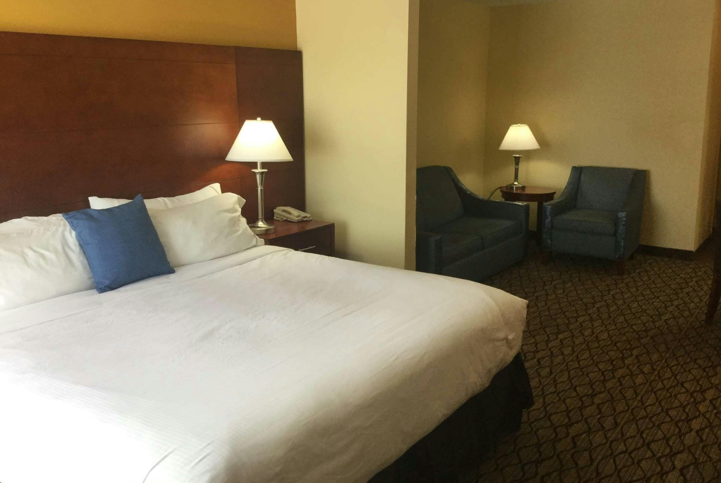 Hotel Baymont Mishawaka photo 4