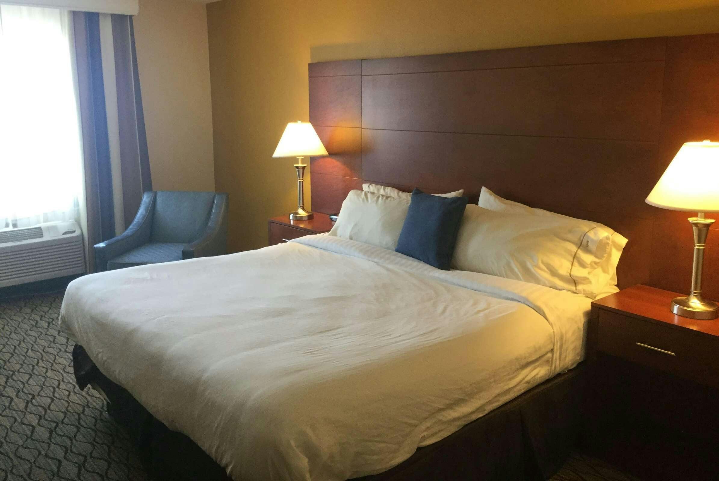 Hotel Baymont Mishawaka photo 5