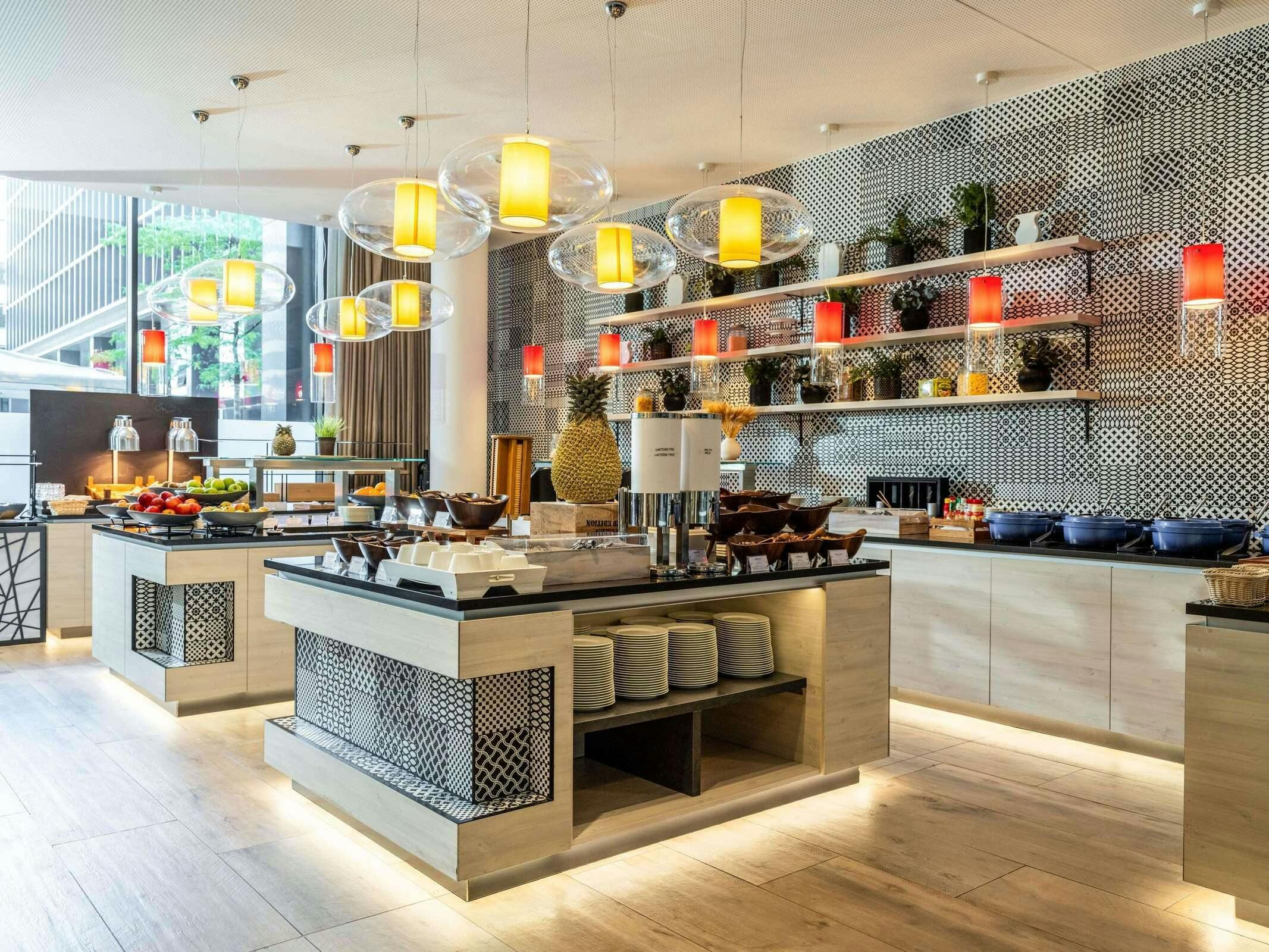 Hotel Novotel Wien Hauptbahnhof photo 2