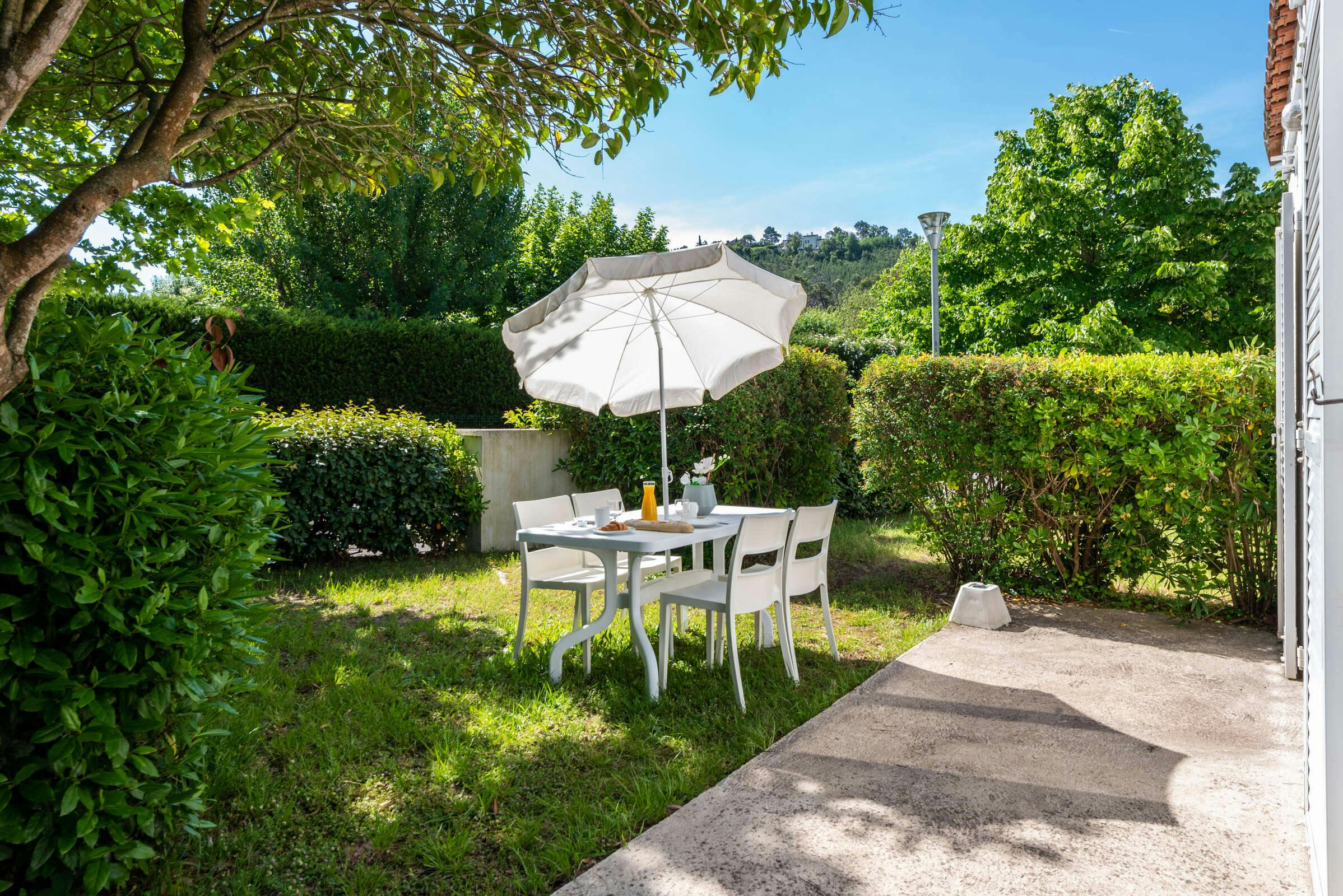 Hotel Comfort Aparthotel Mandelieu la Napoule Village photo 5