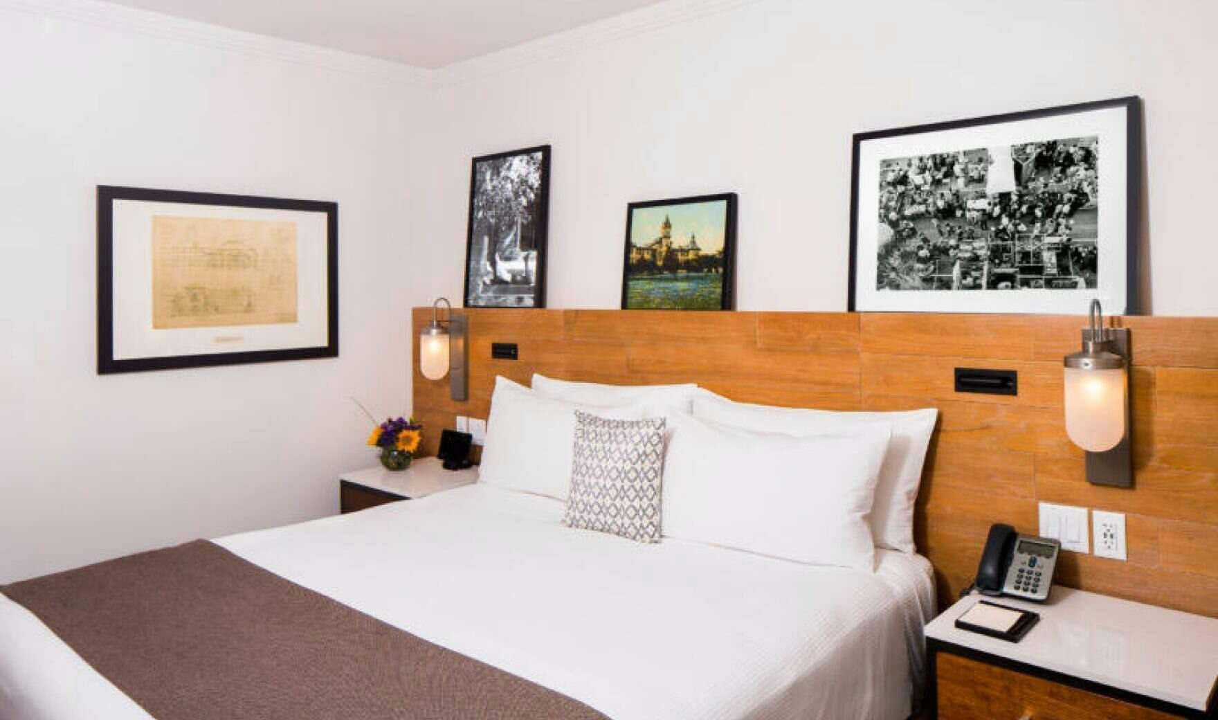 Hotel AT&T Hotel & Conference Center photo 5