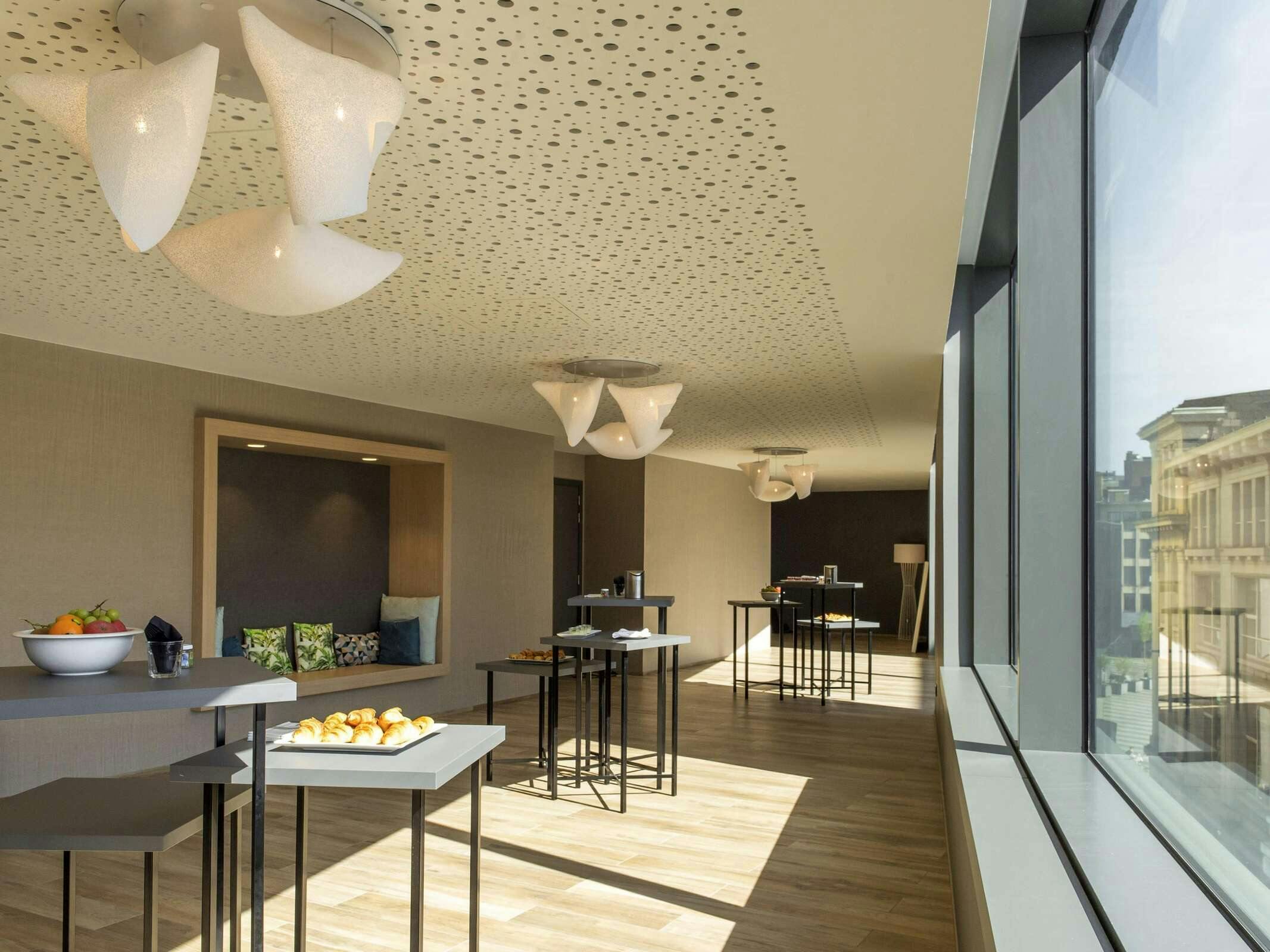 Hotel Novotel Charleroi Centre photo 1