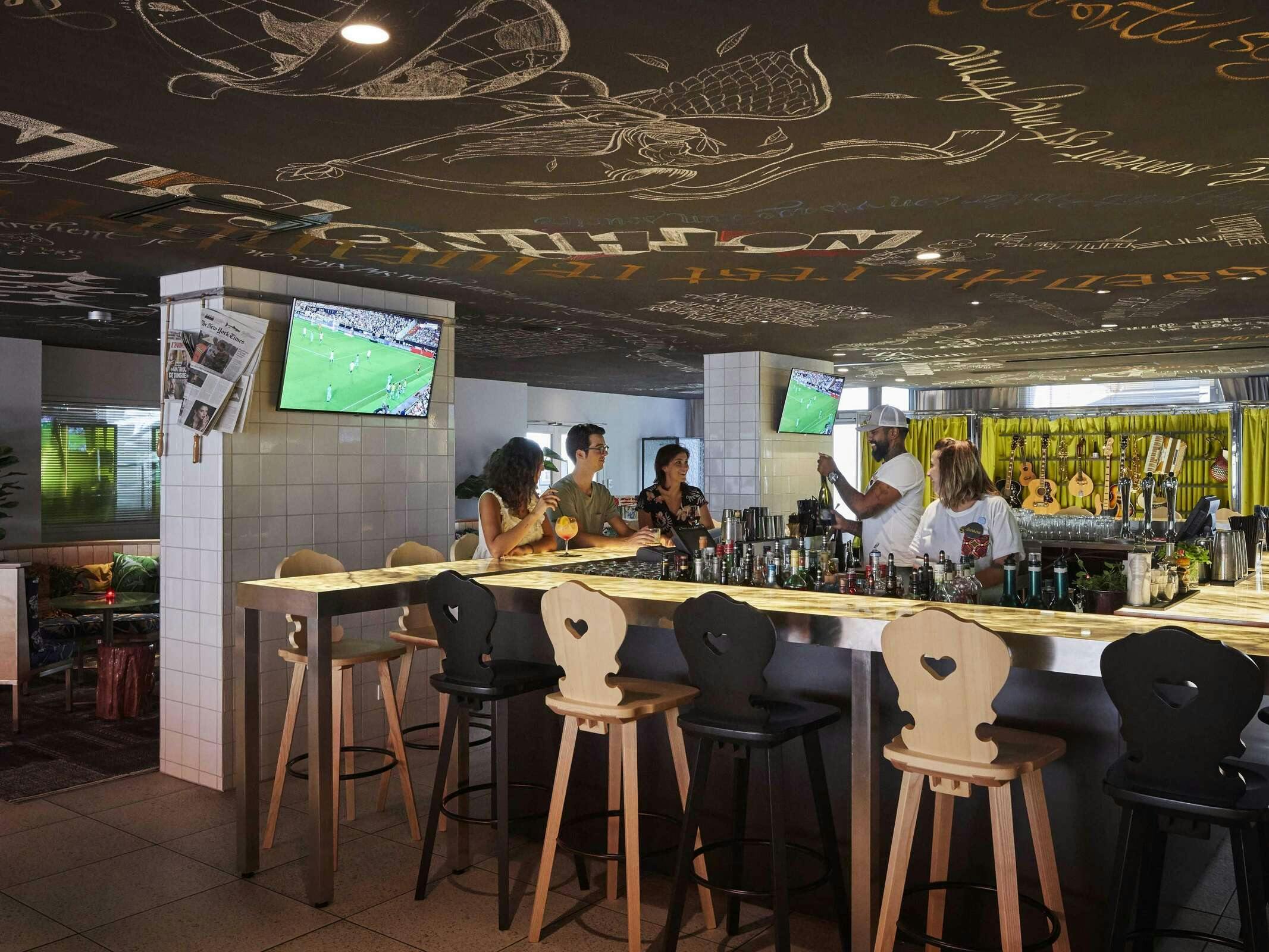 Hotel Mama Shelter Marseille photo 1