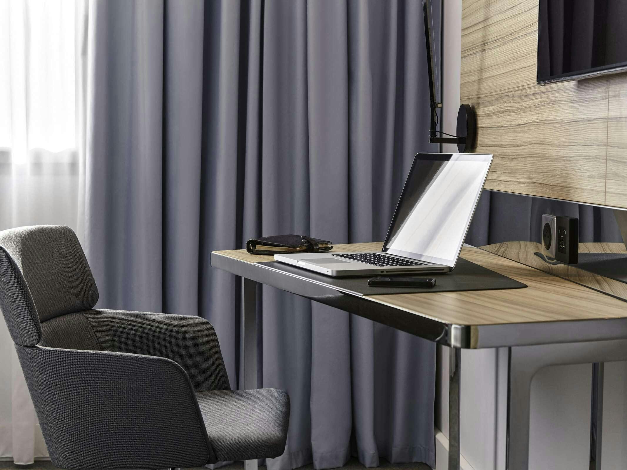 Hotel Novotel Saint Etienne Centre Gare photo 4