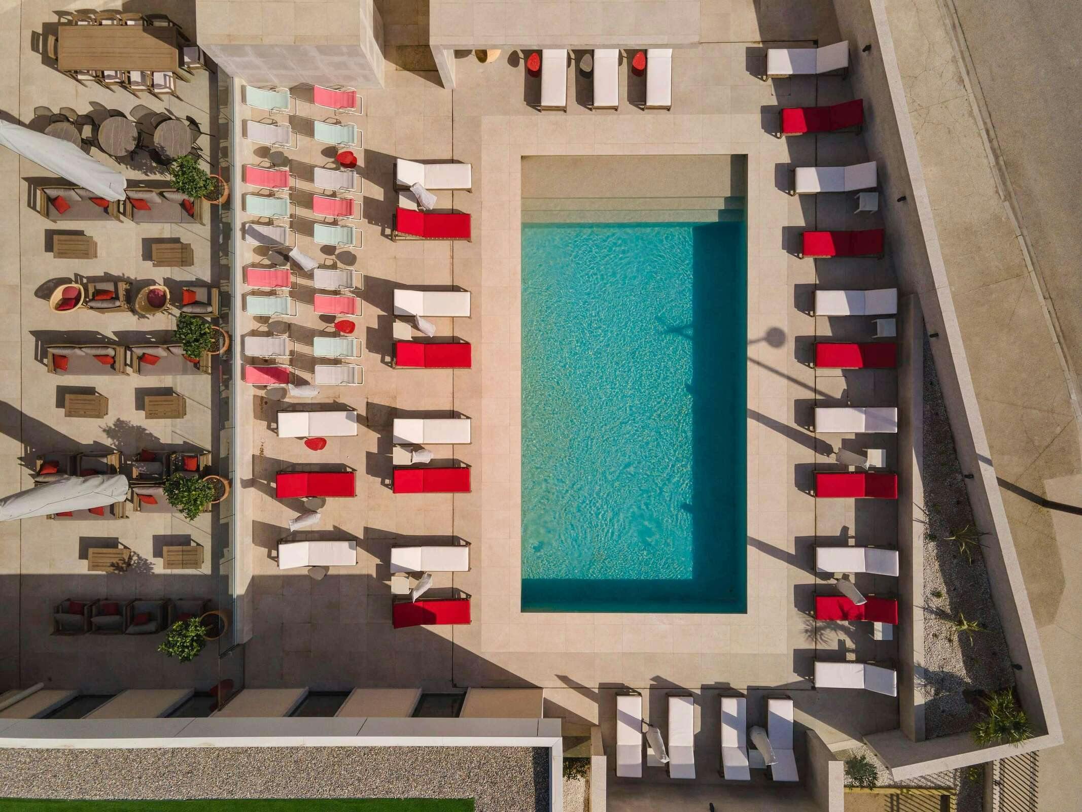 Hotel Mercure Avignon Gare Tgv photo 3