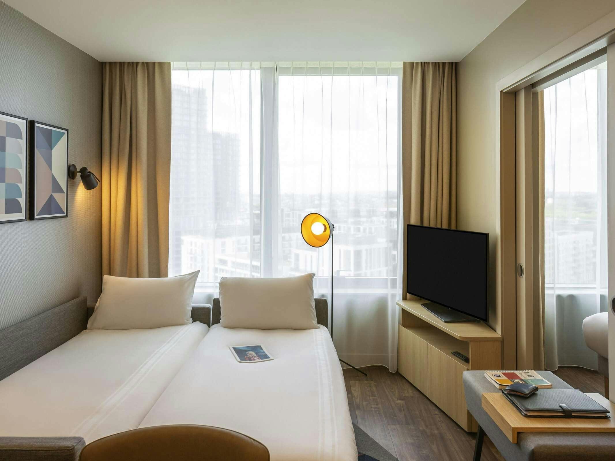 Hotel Aparthotel Adagio London Stratford photo 5