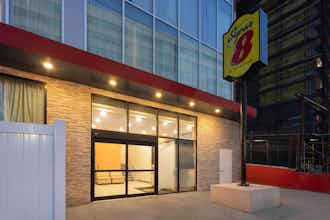 Hotel Super 8 Bronx Stadium photo 2