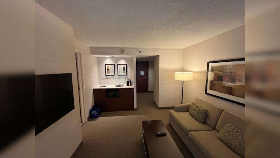 Hotel Cambridge Suites Hotel - Toronto photo 5