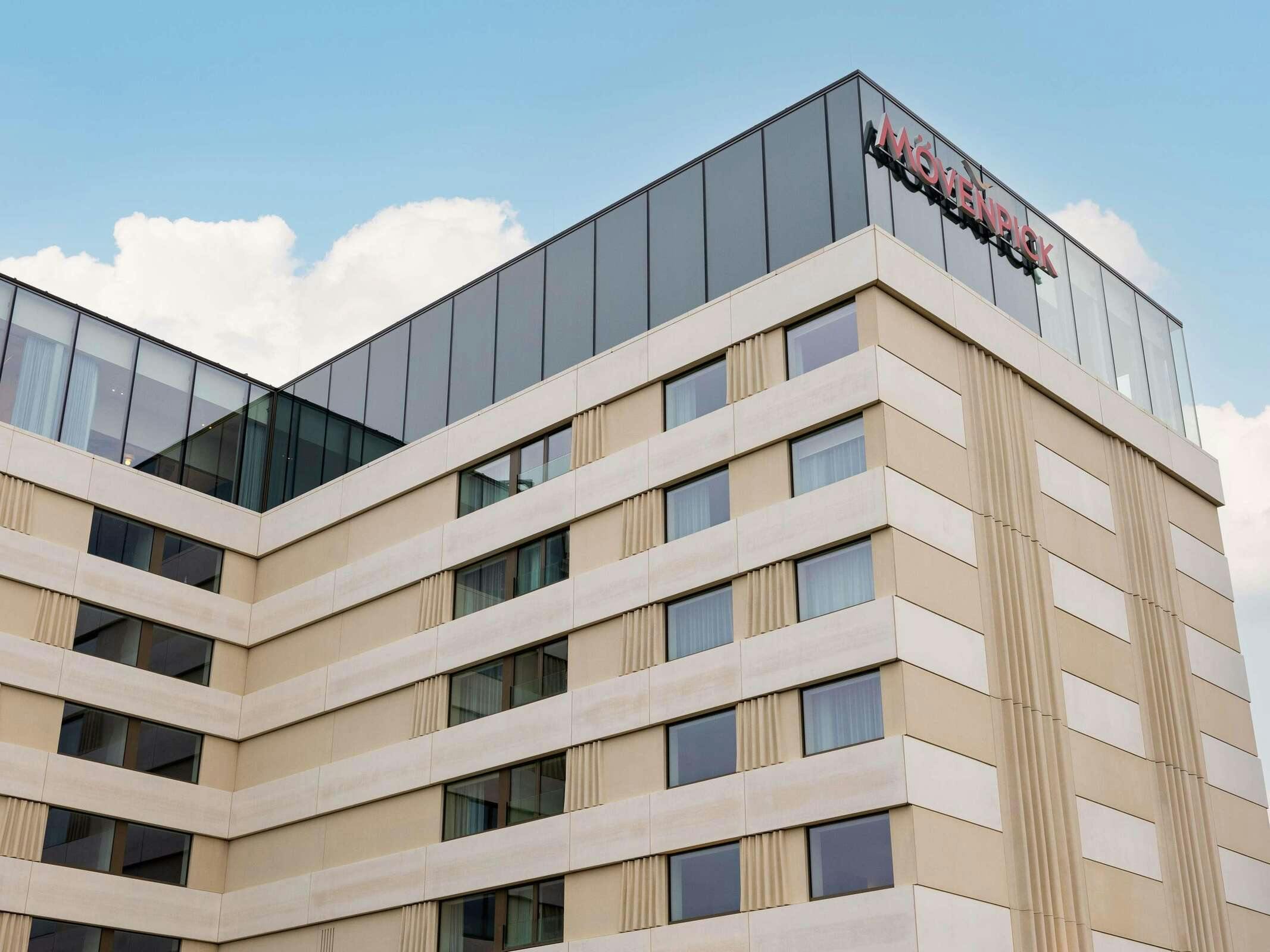 Hotel Mövenpick Hotel Brussels Airport photo 2