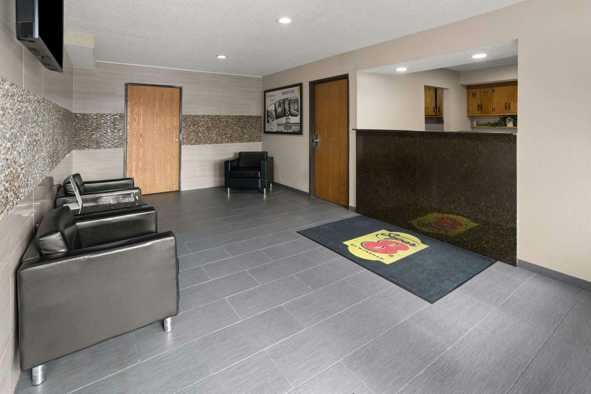 Hotel Super 8 by Wyndham Mentor/Cleveland Area photo 5