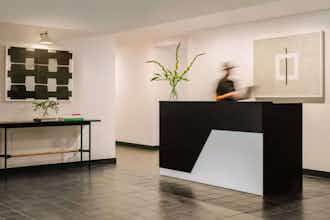 Hotel The Industrialist Brooklyn photo 2