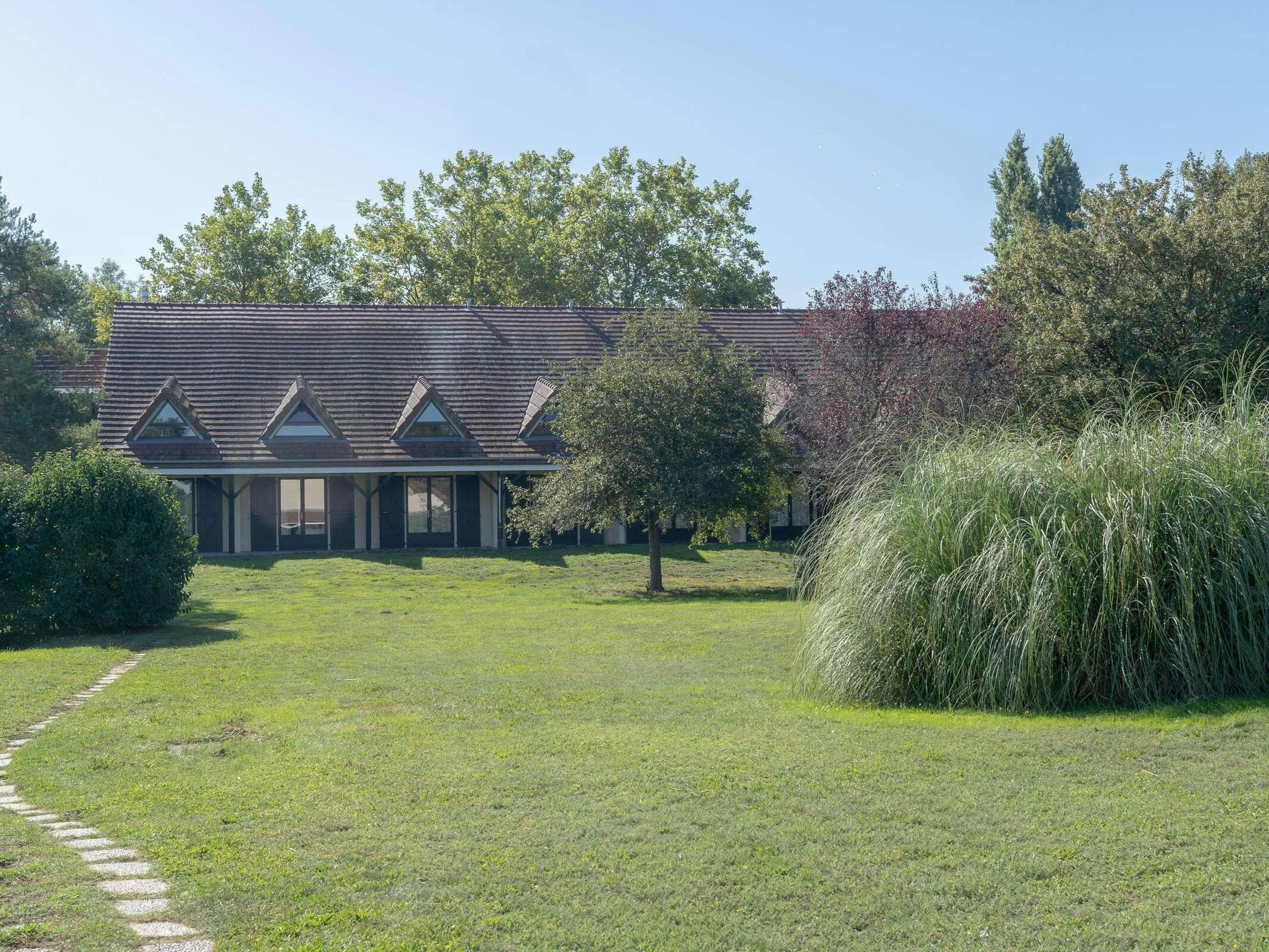 Hôtel Mercure Auxerre Autoroute Du Soleil
