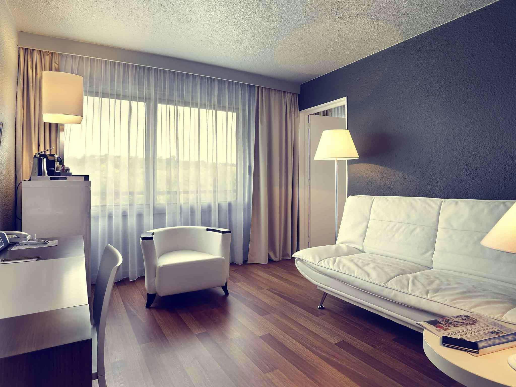 Hotel Hôtel Mercure Brive photo 1