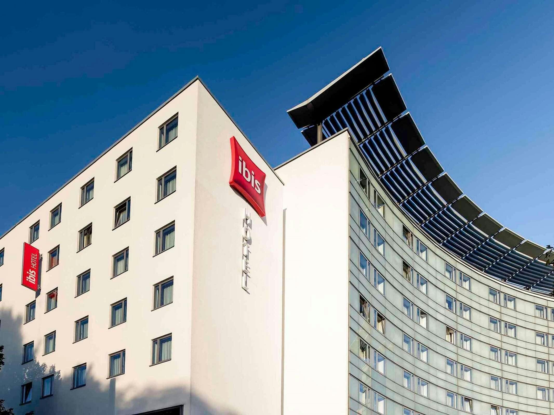 Hotel Ibis Berlin Mitte photo 1