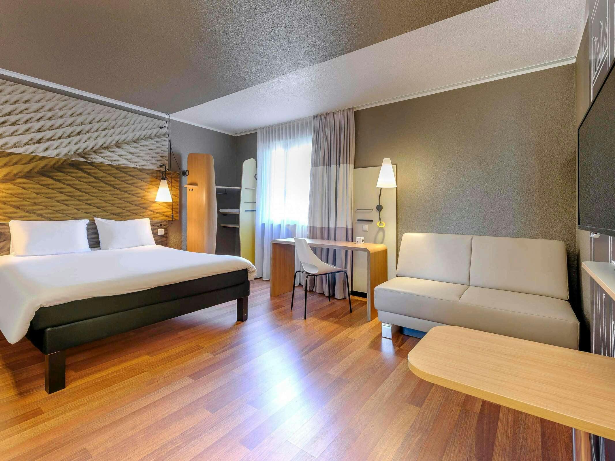 Hotel Ibis Berlin Mitte photo 5