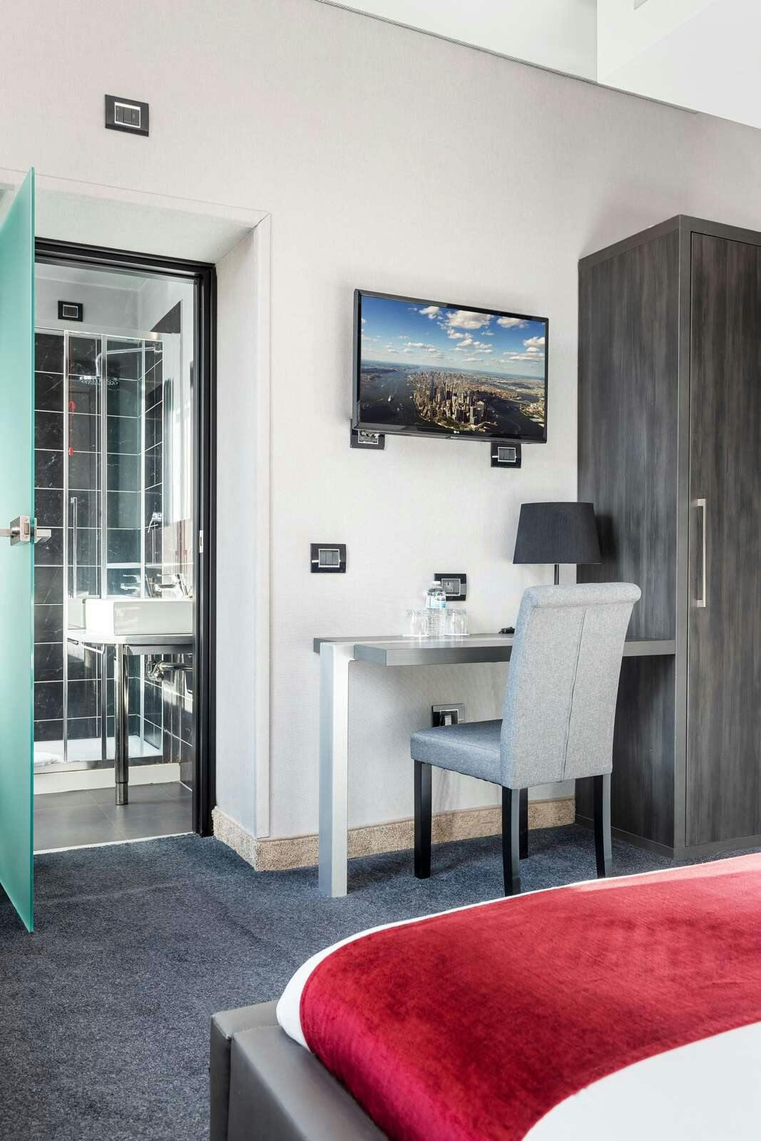 Hotel The Bryson Hotel photo 3