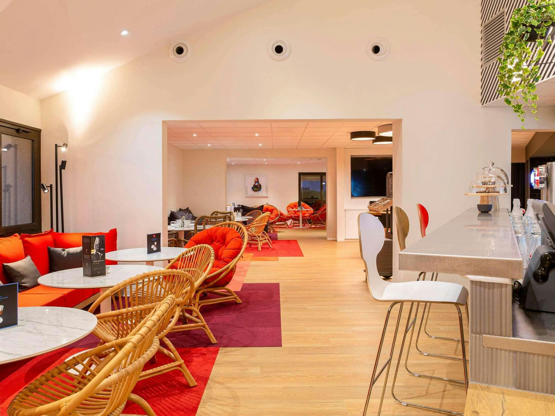 Hotel Ibis Tours Sud photo 2