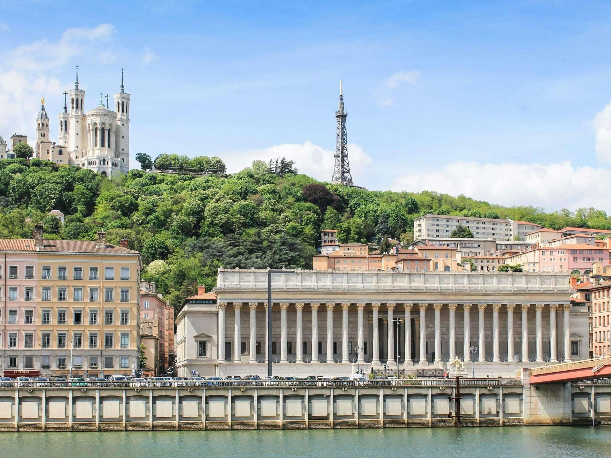 Hotel Novotel Lyon Gerland photo 1