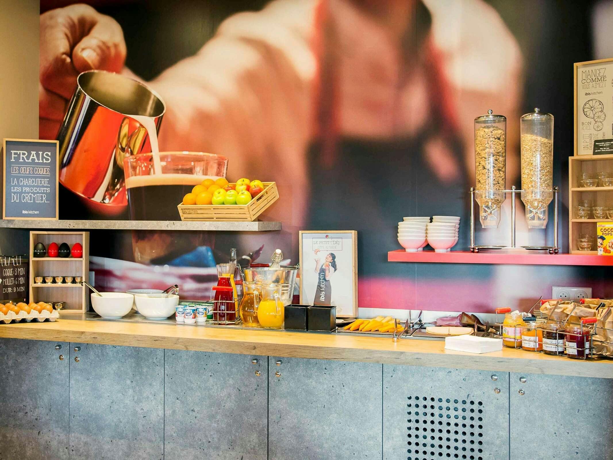 Ibis Avranches Baie Du Mont Saint Michel