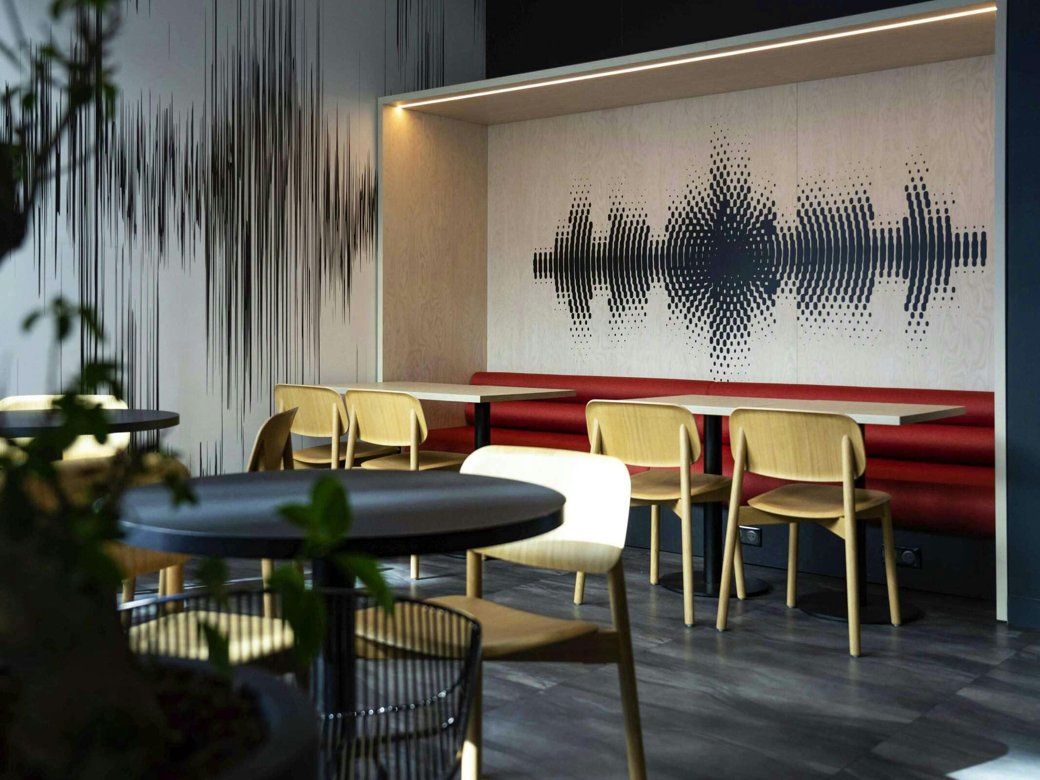 Hotel Ibis Styles Paris Mairie De Montreuil photo 2