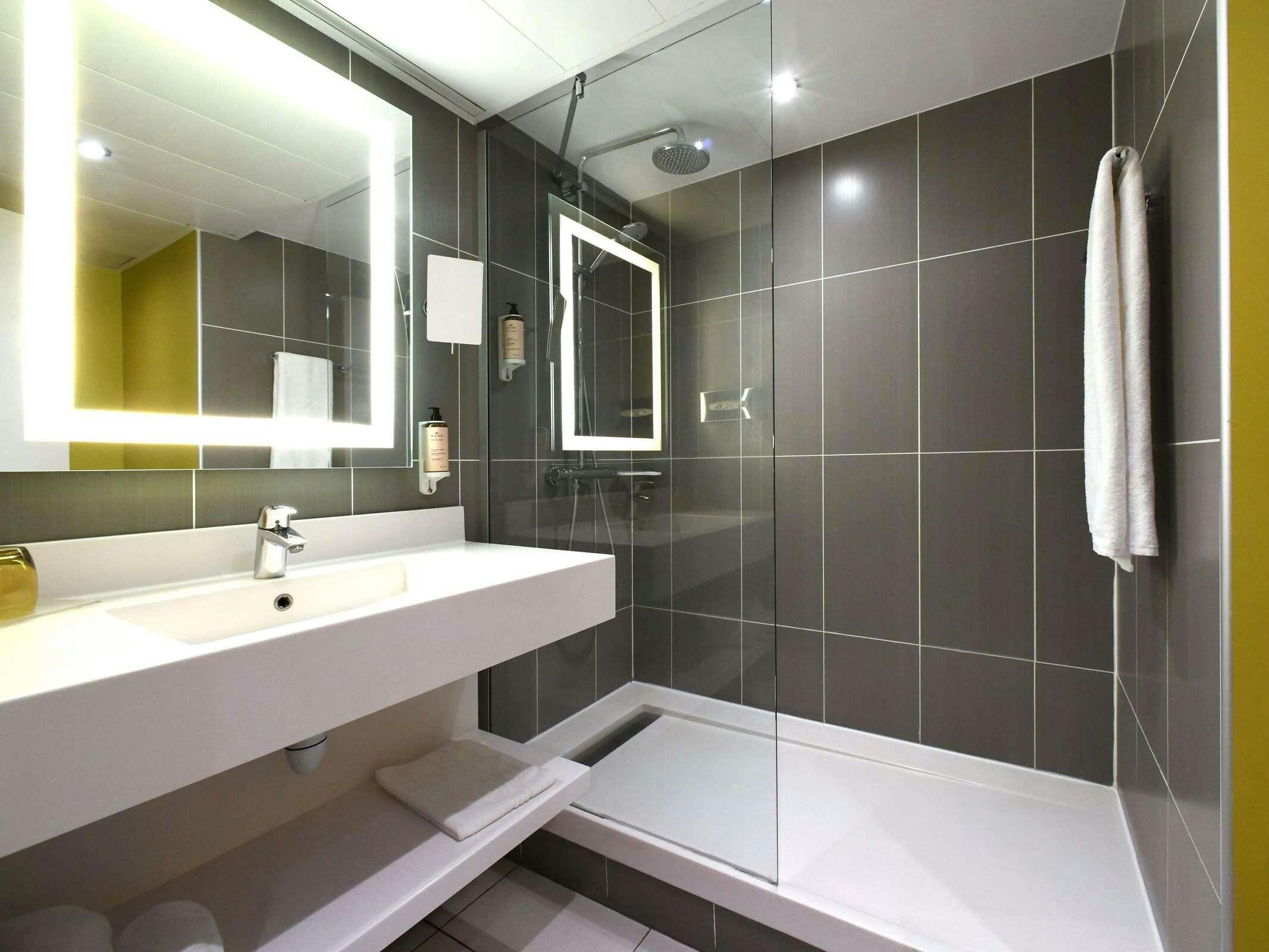 Hotel Mercure Arras Centre Gare photo 5