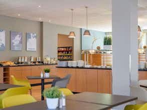 Hotel Ibis Frankfurt Messe West photo 2