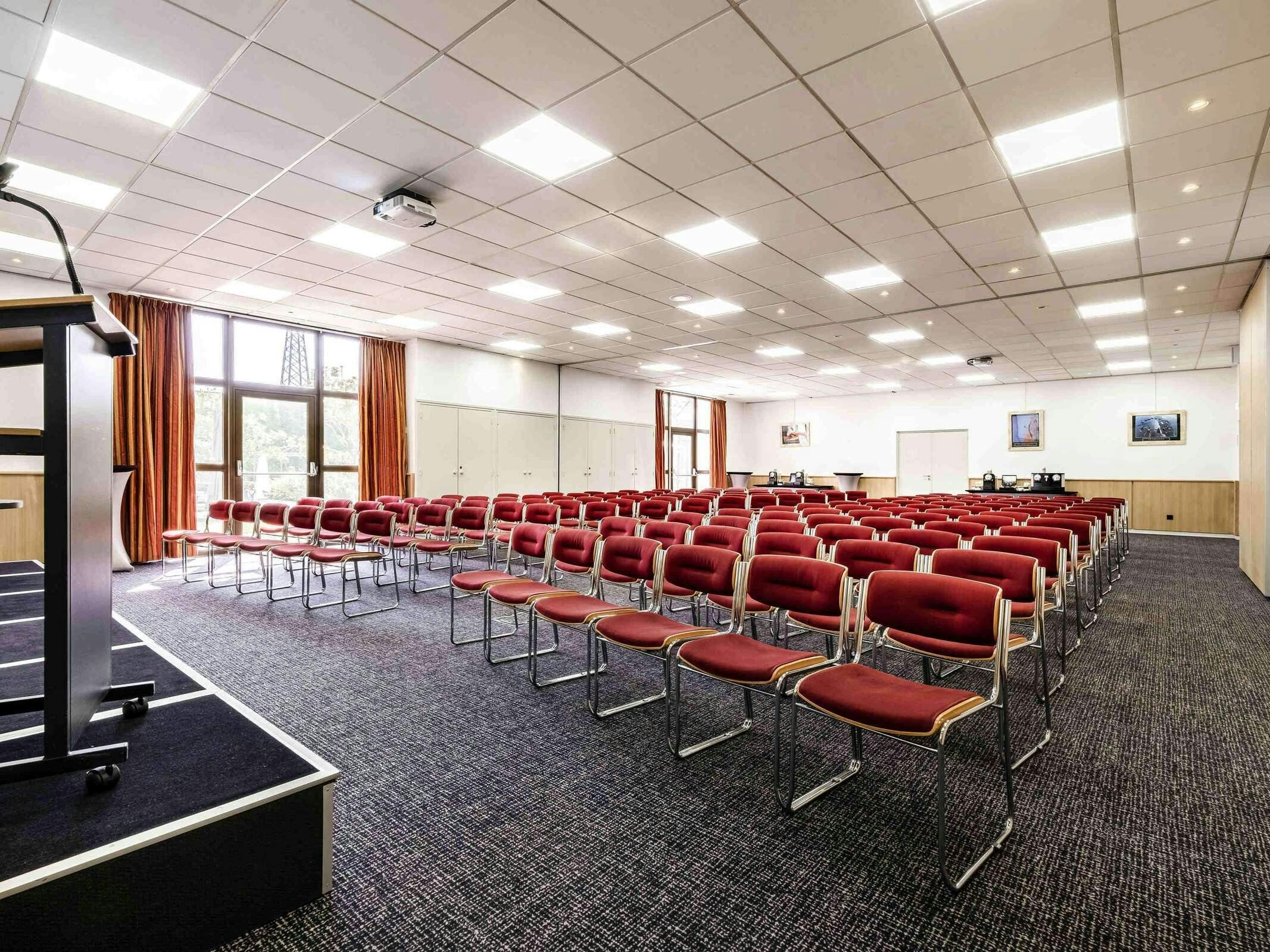 Hotel Mercure Tours Sud photo 2