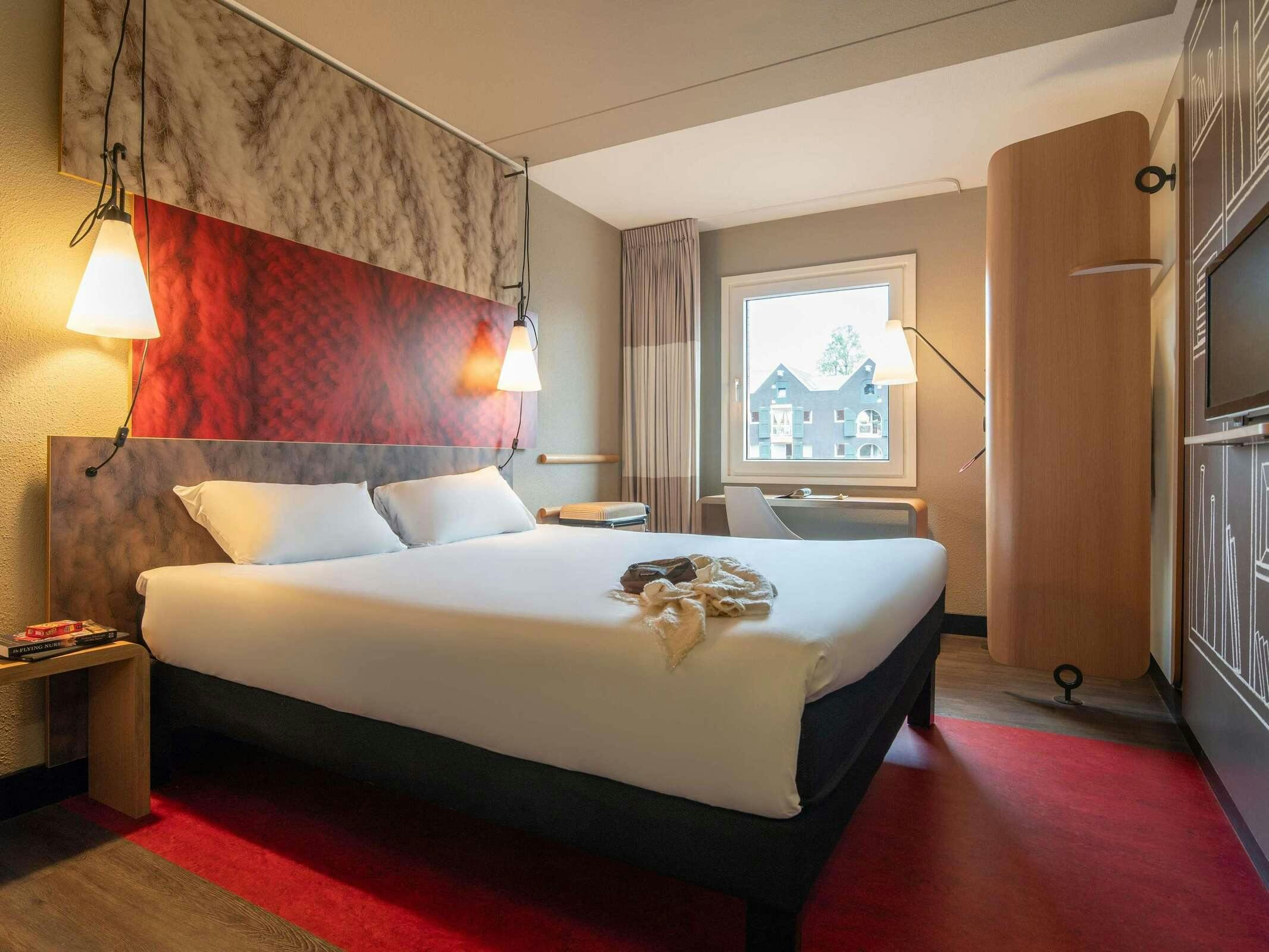 Hotel Ibis Amsterdam Centre Stopera photo 5