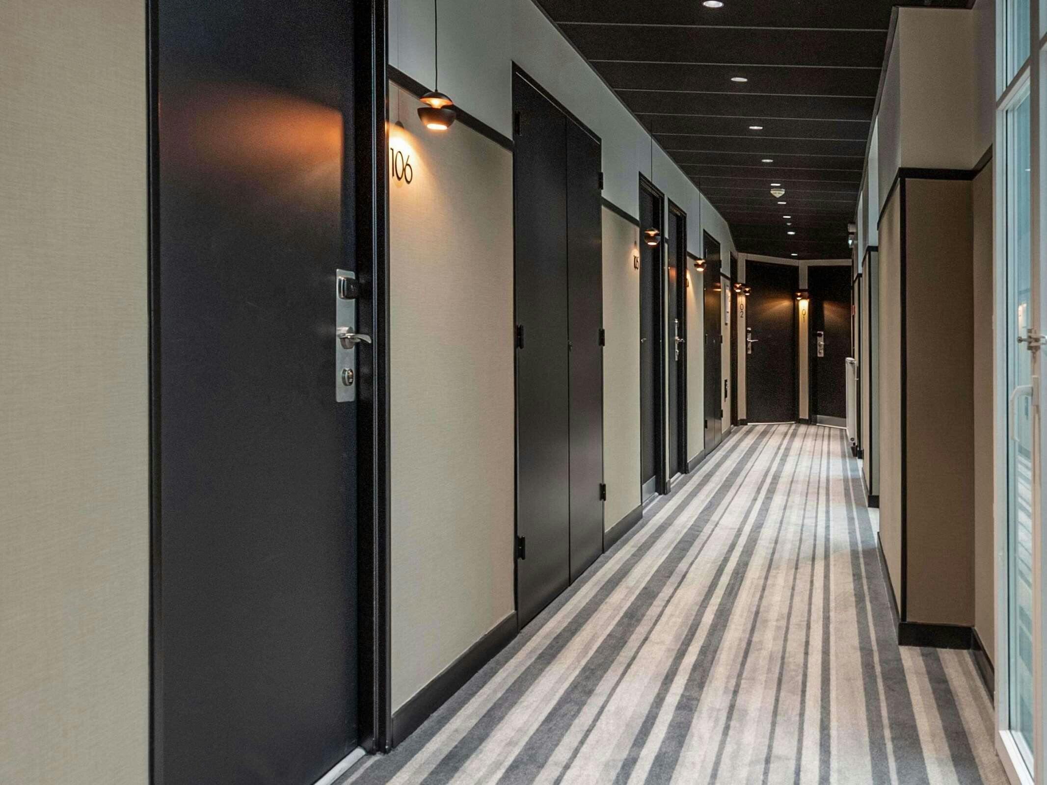 Hotel Hôtel Mercure St Malo Front De Mer photo 1