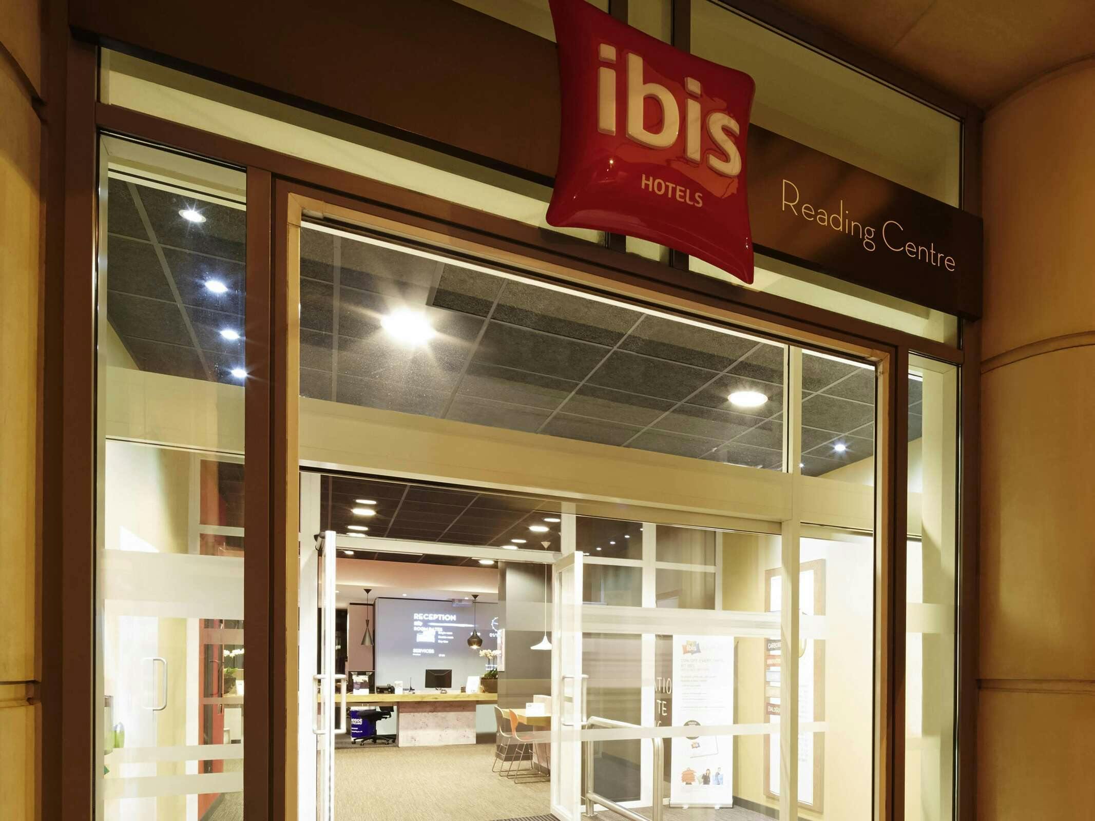Hotel Ibis Reading Centre photo 4
