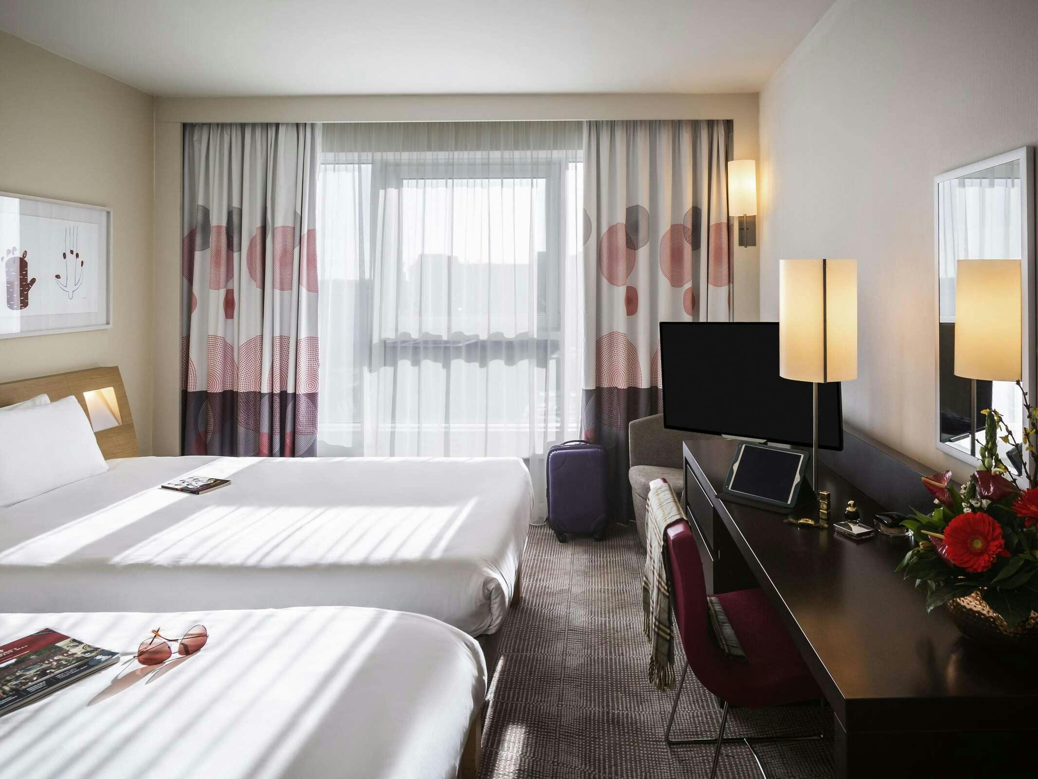 Hotel Novotel Reading Centre photo 4