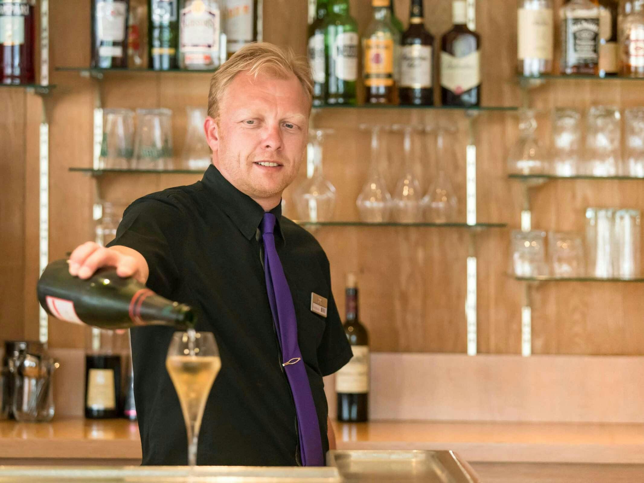 Hotel Hôtel Mercure Abbeville Centre Porte De La Baie De Somme photo 2