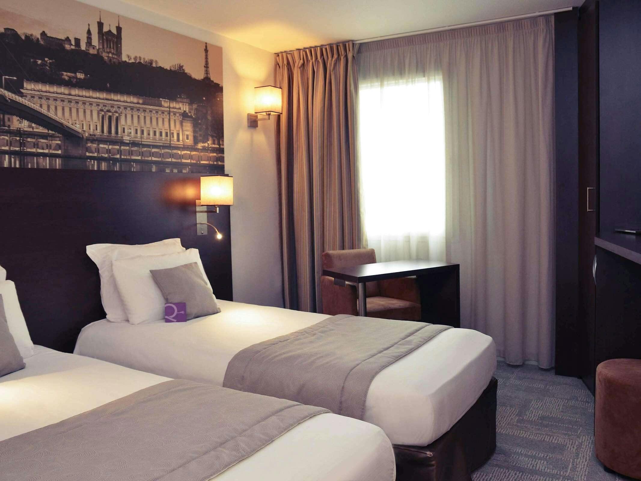 Hotel Mercure Lyon Est Chaponnay photo 4