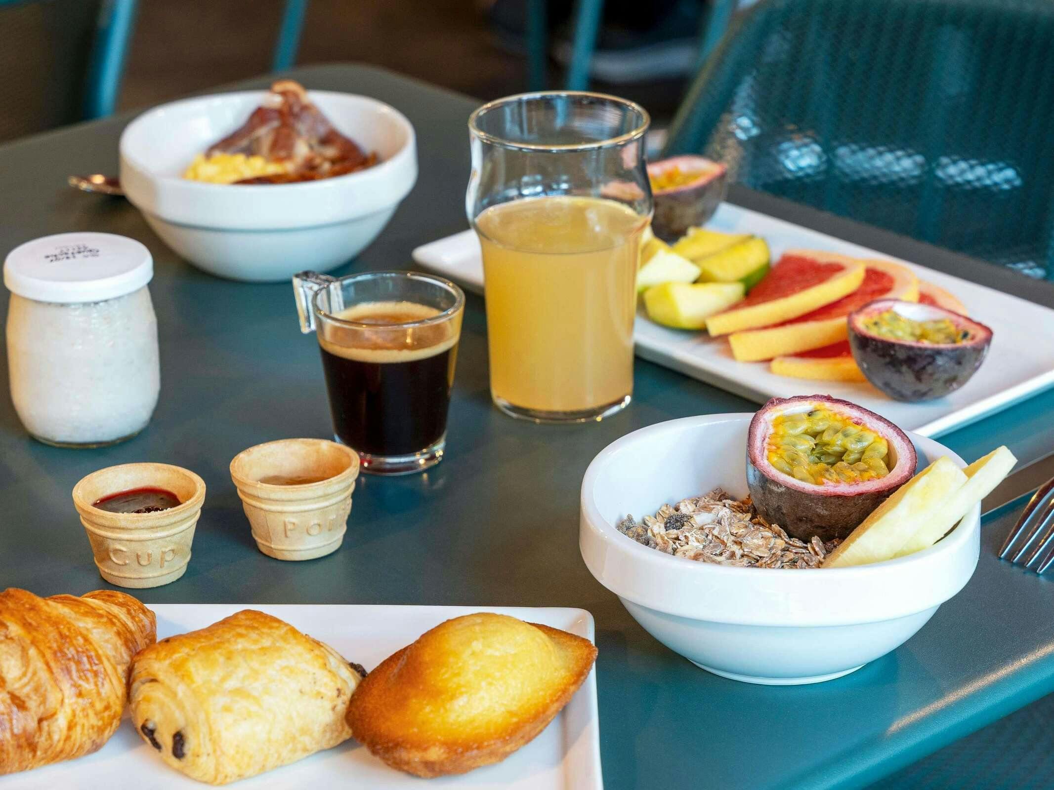 Hotel Novotel Suites Nancy Centre photo 1