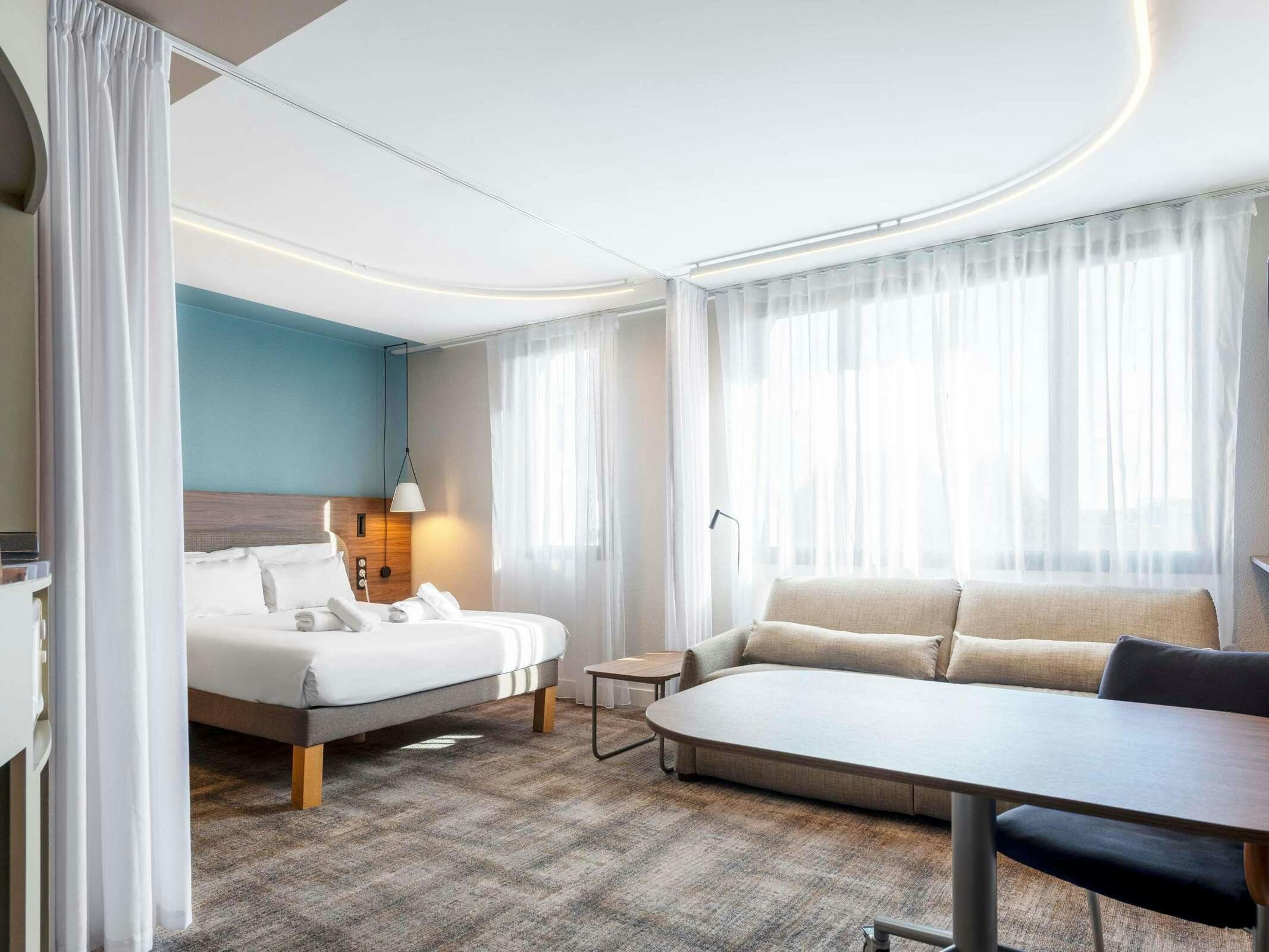 Hotel Novotel Suites Nancy Centre photo 4