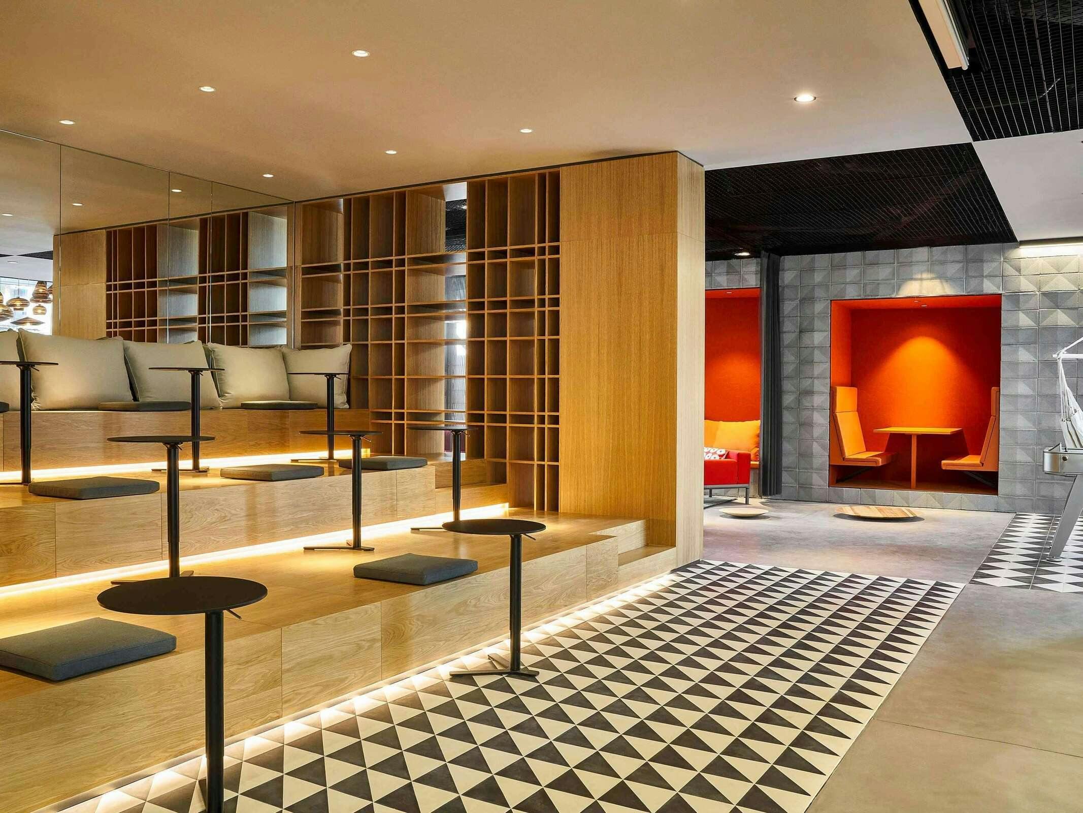 Hotel Ibis Barcelona Plaza Glòries 22 photo 1