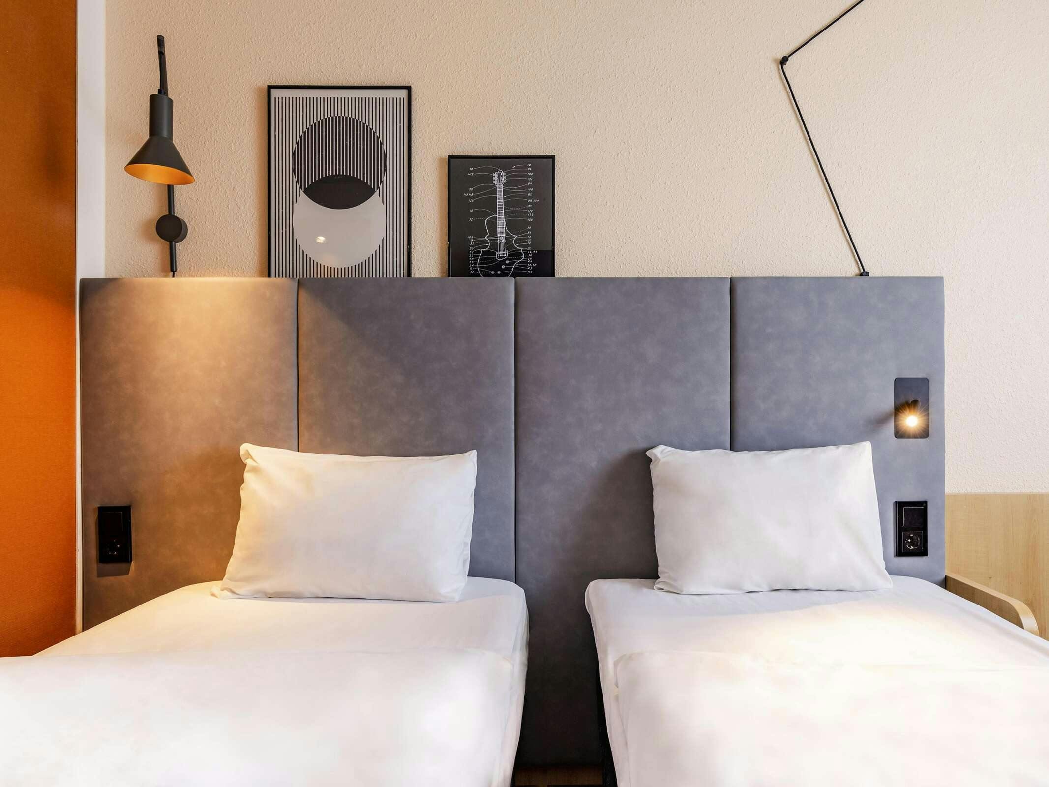 Hotel Ibis Friedrichshafen Airport Messe photo 5