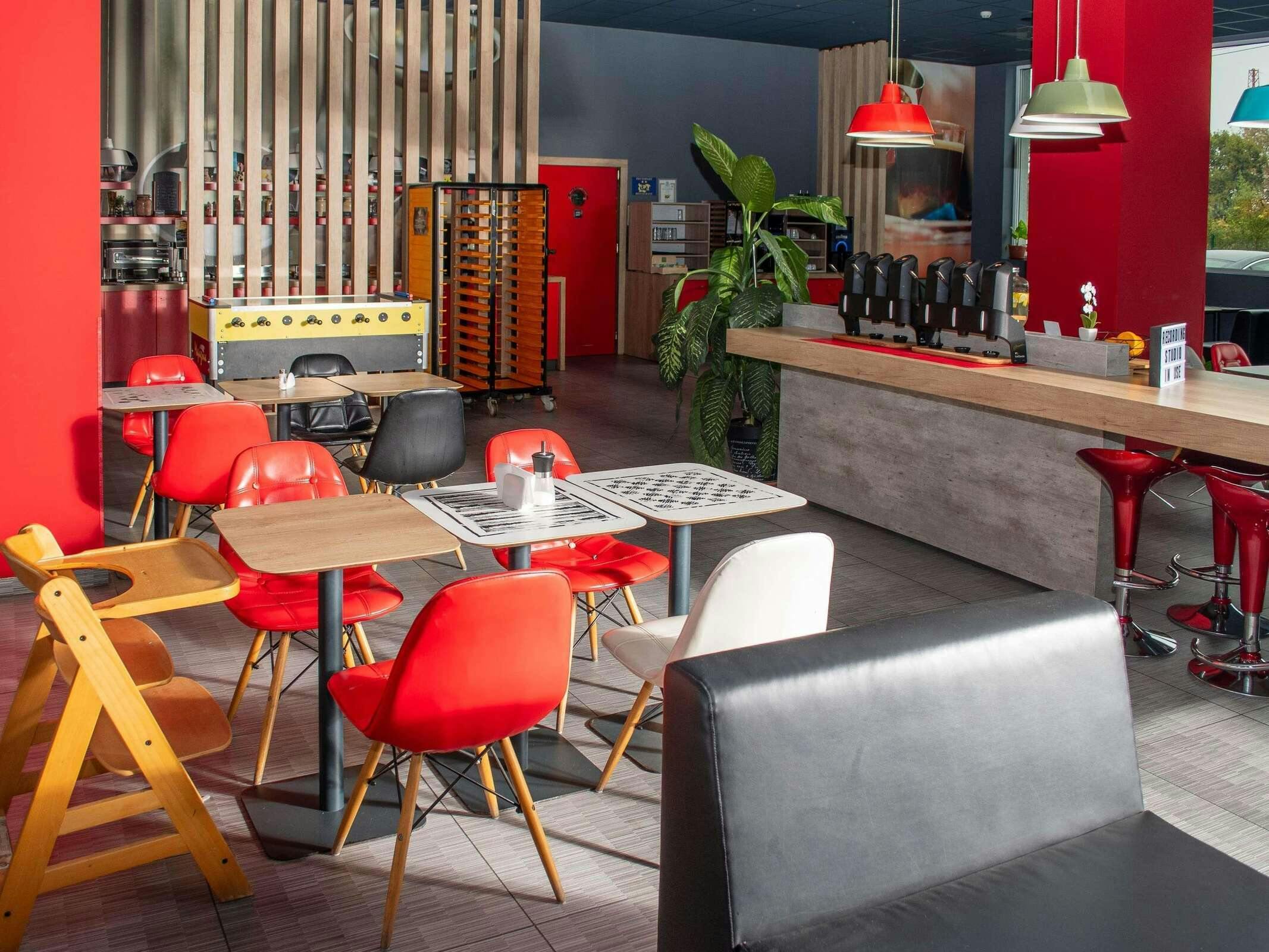 Hotel Ibis Sofia Airport photo 3