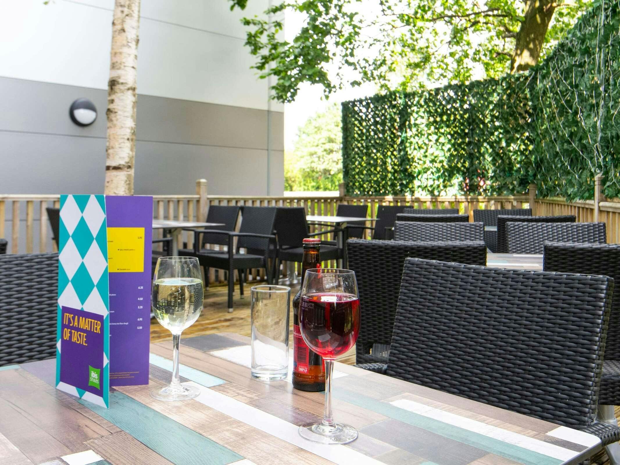 Hotel Ibis Styles Haydock photo 2