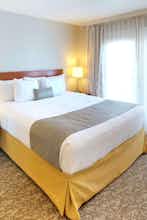 Hotel Chase Suite Hotel Newark photo 1