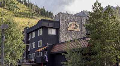 Red Wolf Lodge at Olympic Valley