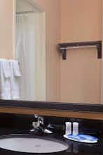 Hotel Fairfield Inn and Suites by Marriott Tampa Brandon photo 3