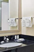 Hotel Fairfield Inn and Suites by Marriott Tampa Brandon photo 2