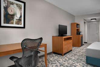 Hotel Hilton Garden Inn Tallahassee Central photo 3