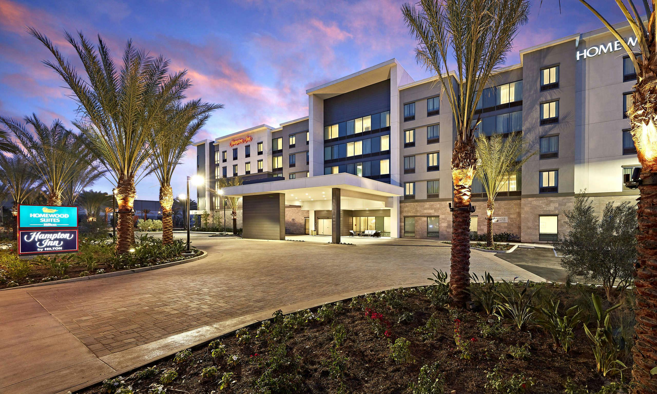 Hampton Inn Long Beach Airport