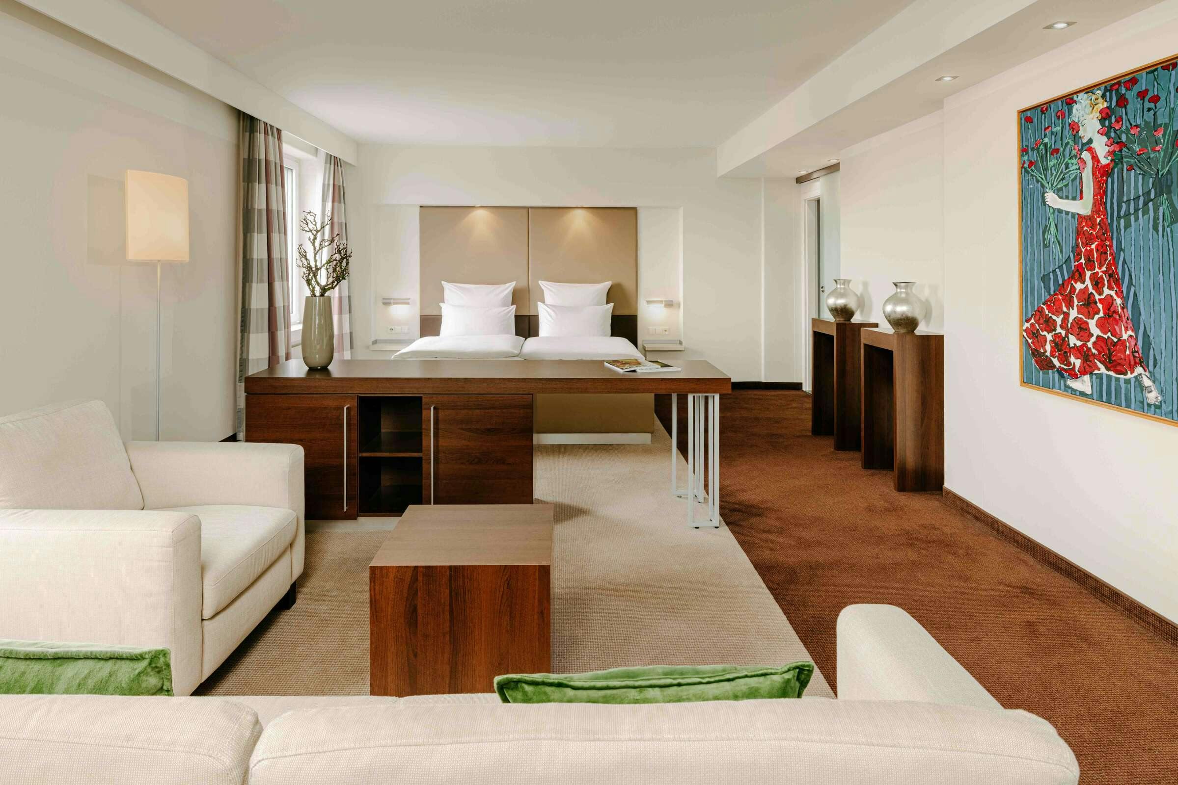 Hotel ESTREL BERLIN photo 1