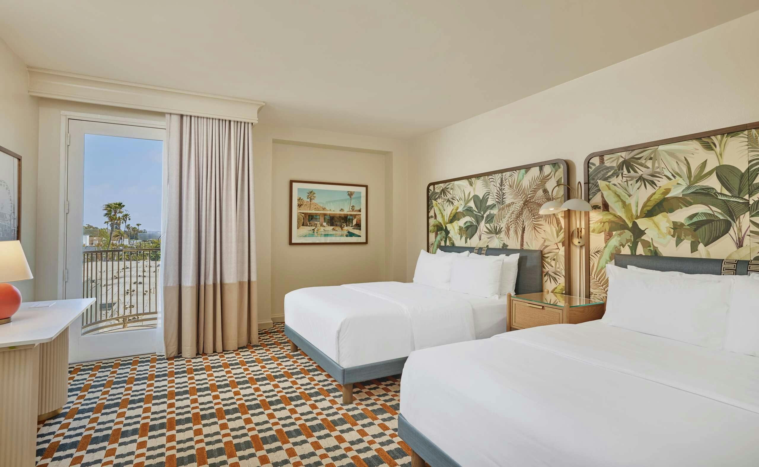 Hotel Hyatt Centric Delfina Santa Monica photo 2
